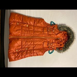 Orange slim puffer vest